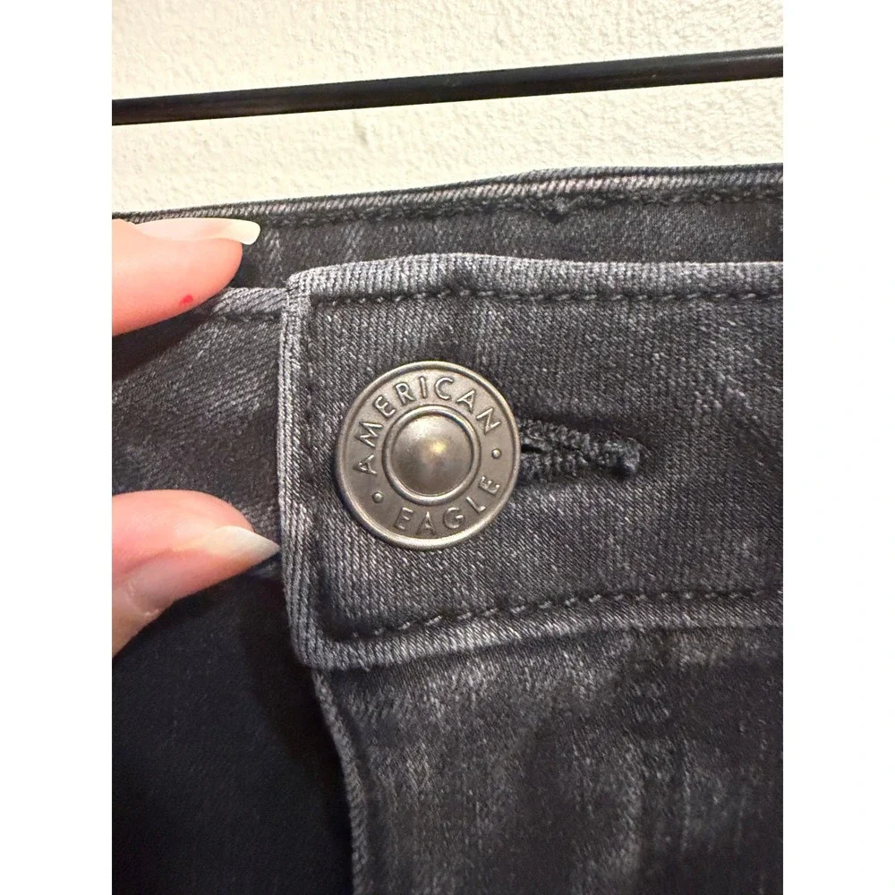 American Eagle The Dream Jean Black Distressed Cutoff Denim Shorts Womens 10